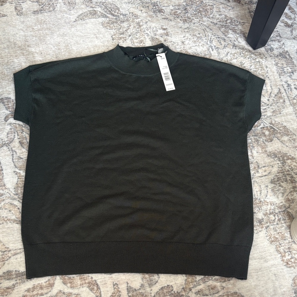 Women’s Dark Green NWT Top